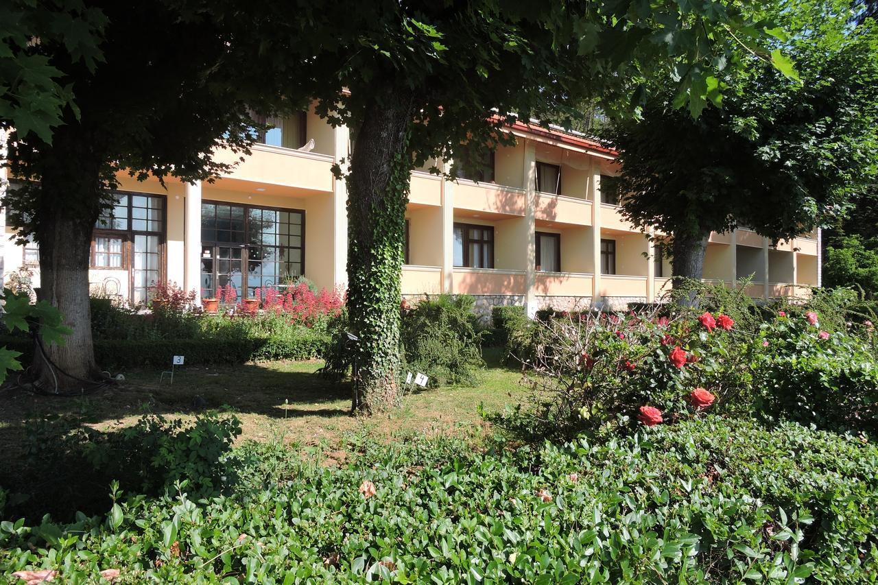 Lakeview Hotel And Resort Otesevo Eksteriør bilde