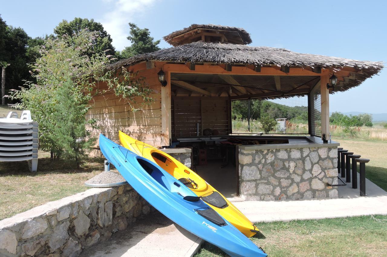 Lakeview Hotel And Resort Otesevo Eksteriør bilde